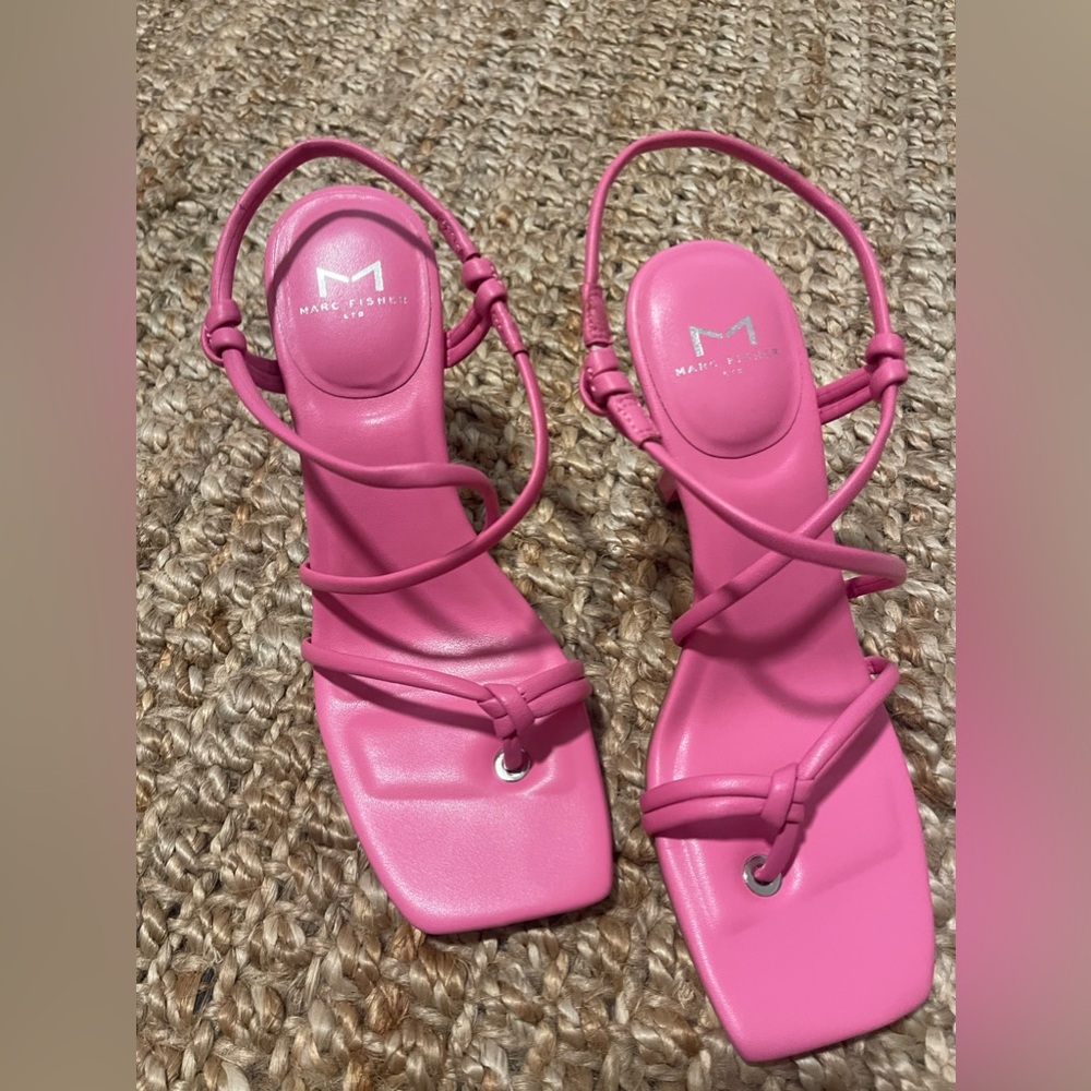 Marc Fisher | NWOT | pink heels - Picture 2 of 8